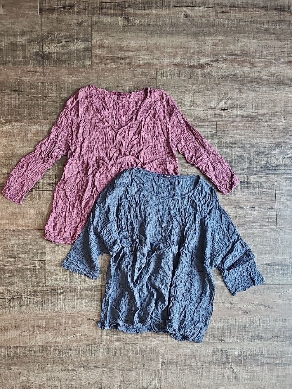 Cut Loose - Crinkle Tunics Set